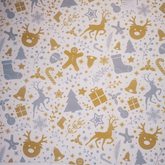 Icônes de Noël Fond blanc 80 % coton 20 % polyester 140 cm de large Tissu imprimé numériquement Crafty Cottons Idéal pour l'artisanat, la couture, le matelassage, les fanions, le patchwork